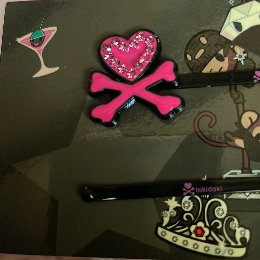 Toki Doki Pink rhinestone hair pins NIP - Picture 4 of 4
